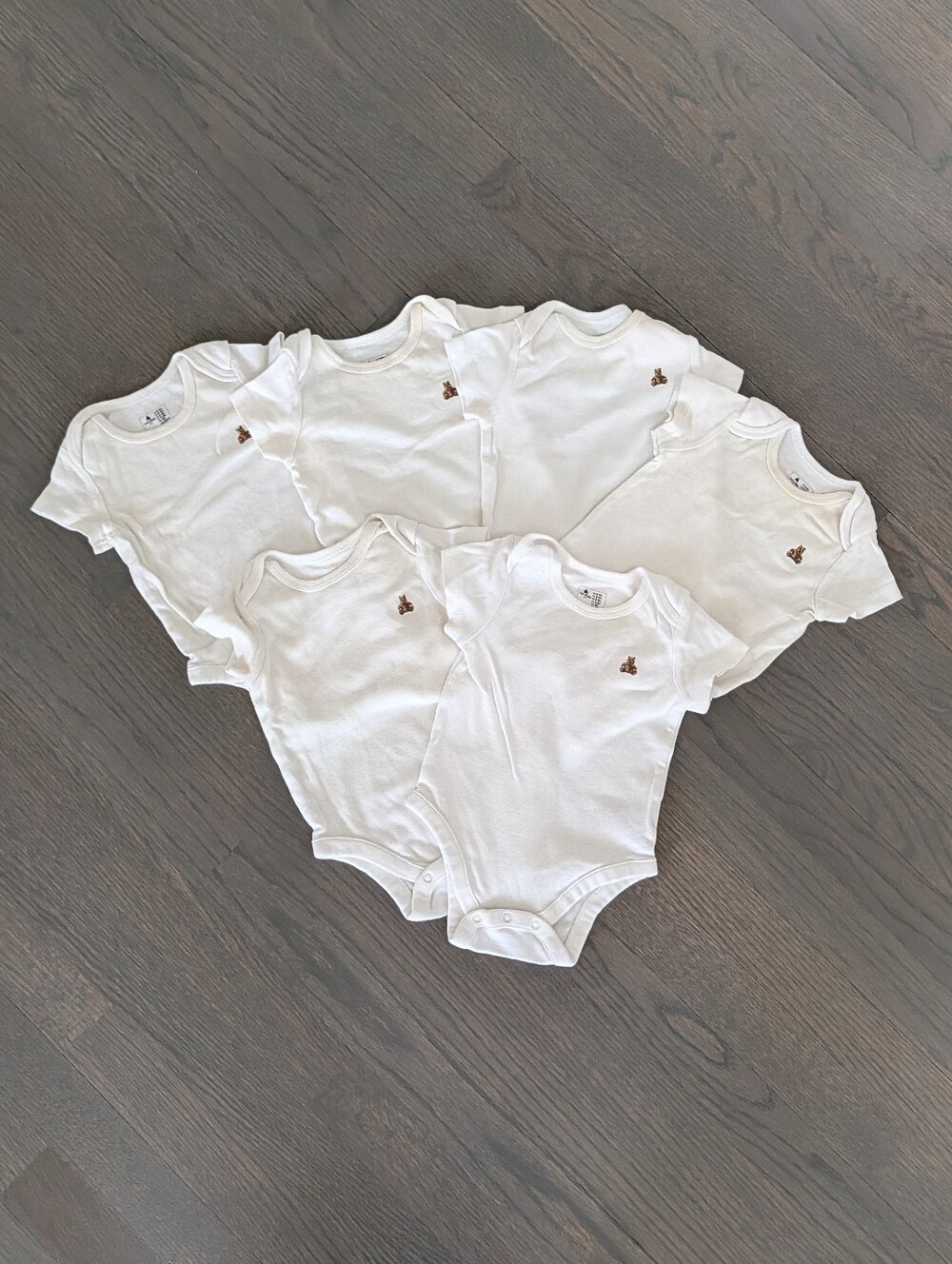 Gap Baby Unisex Bodysuits 6-Pack, Short Sleeve, White, Bear Logo, 3-6 Months